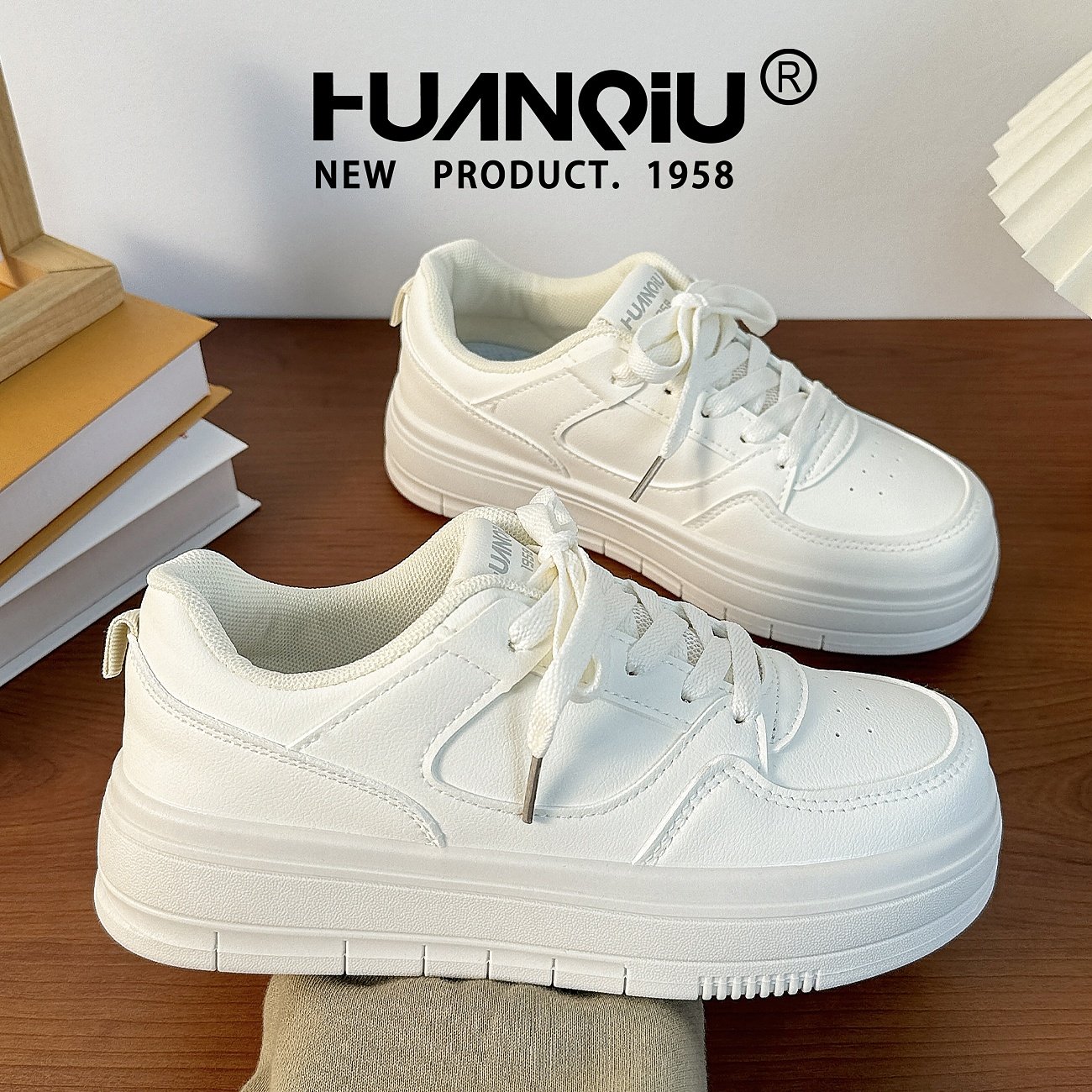 "The White Shoes Girl of the World's 2024 Spring-Autumn New Recreational Sport"