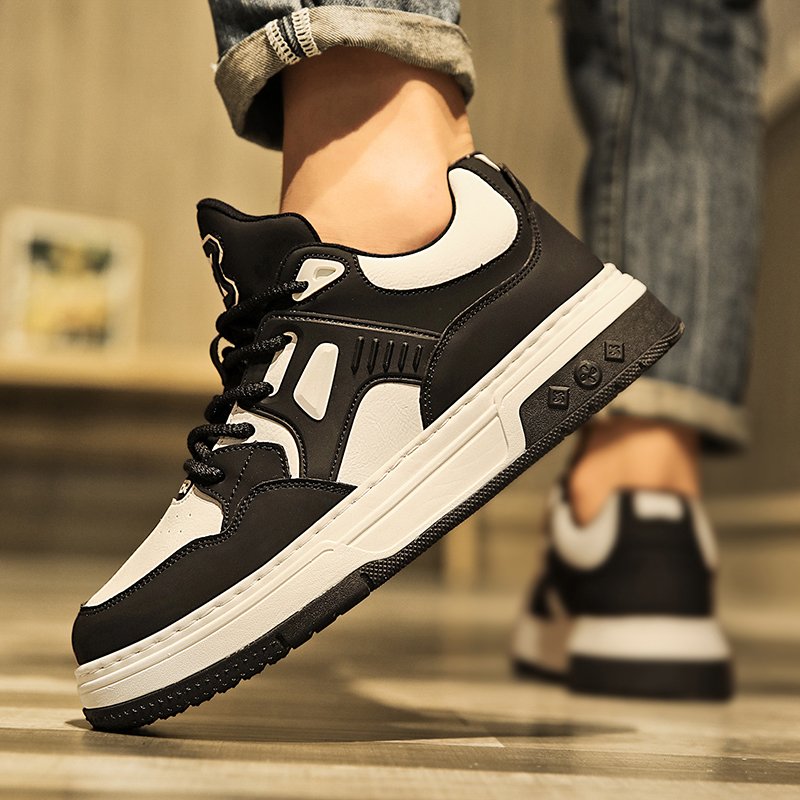 A new 2024 in the baked man's shoes