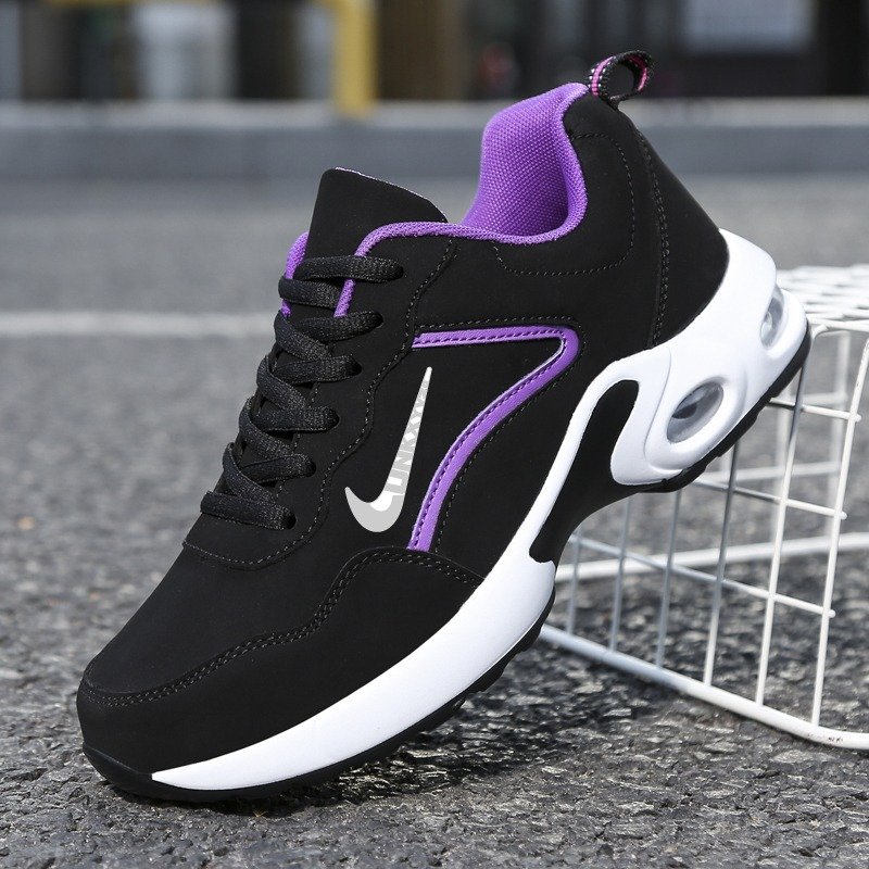 The women's shoes are broken up and Nike's outdoor aerobics are reduced to trekking