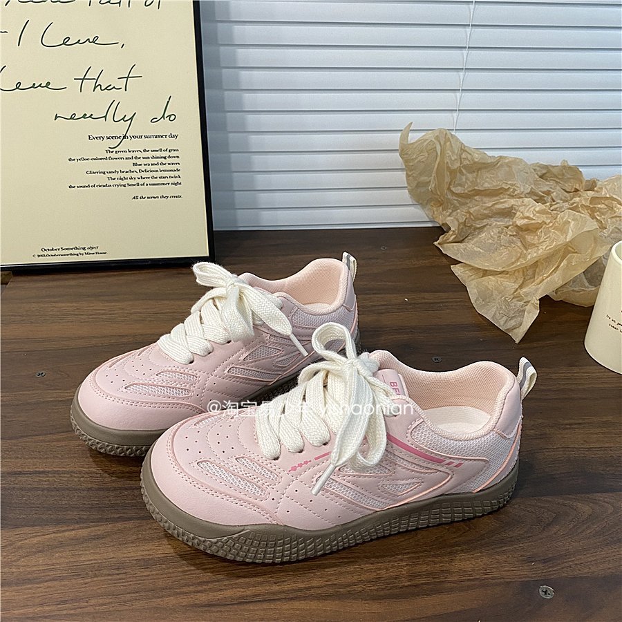 youngster, the korean student's internet-based white shoe girl, ins, 2024, has a new one