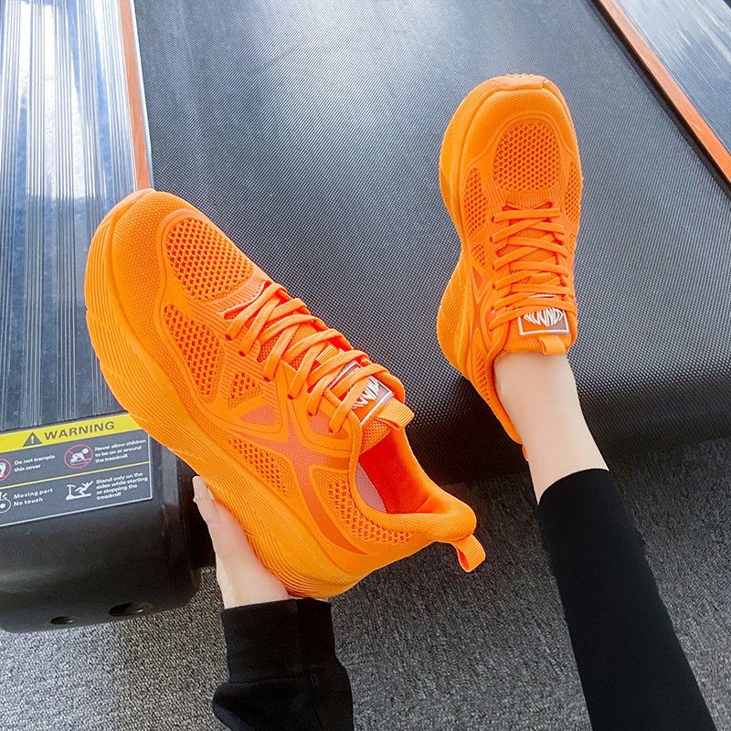 Super-soft-shoe-shoe-scratch-scratch-proof-scratch-scratch-scratch-scratch-scratches at the gym