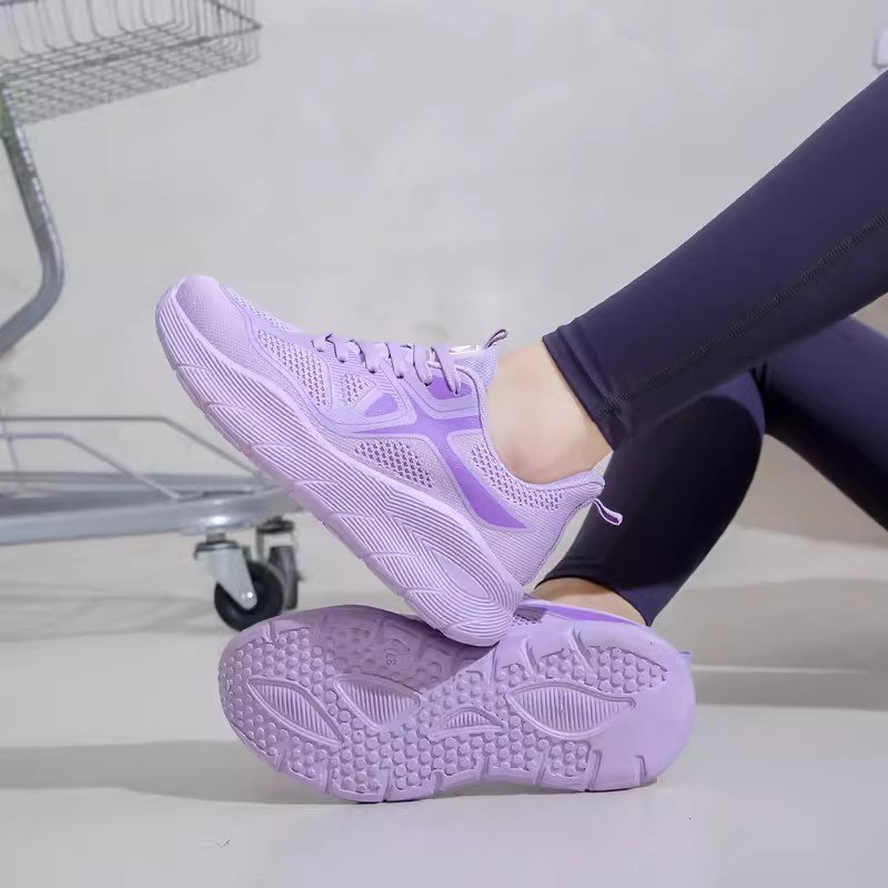Super-soft-shoe-shoe-scratch-scratch-proof-scratch-scratch-scratch-scratch-scratches at the gym
