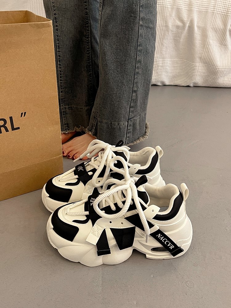 New Korean recreational shoes, 2024 on Spring Fall Bomb Street