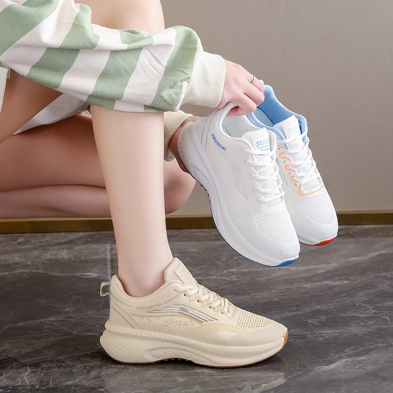 Stepping on the shit and flying on the sneakers, the 2024-explosive net, and up and down, the soft-skinned sprinter