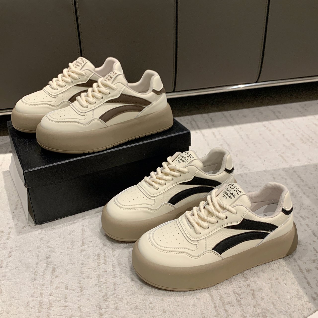 the white-shoe-shoe girl with a colored, thick-skinned, white-shoe-shoe-shoe-shoe-shoe 2024 spring