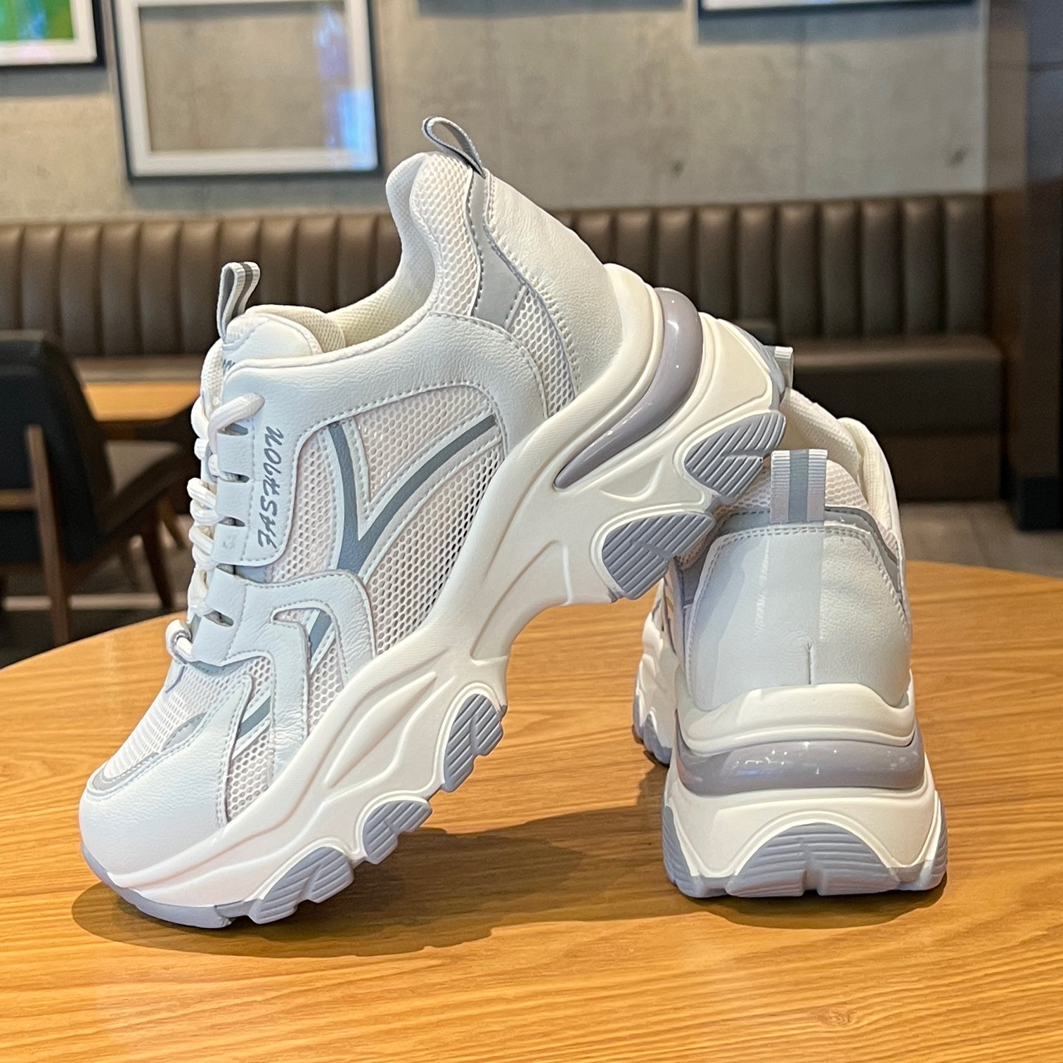 in addition to the new spring spring 2024, the new dad's shoe girl's ablution