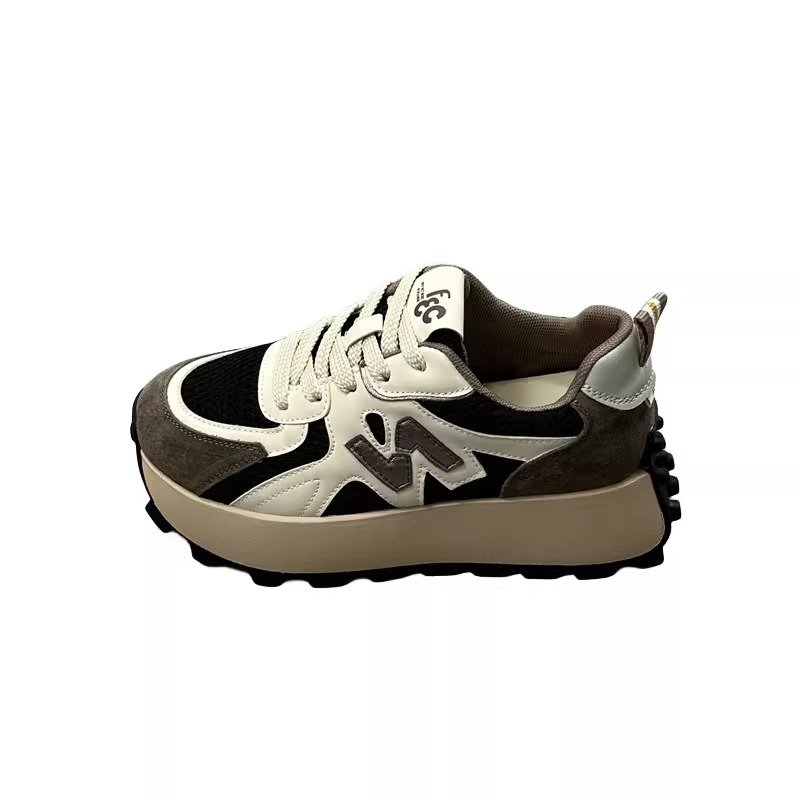 The old man's shoe hips for the old man's 2024