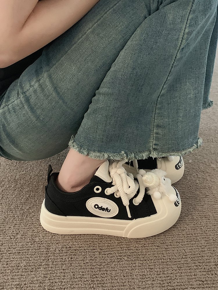 Black-Handed Agander Shoegirls 2024 Spring-Autumn Newly Retrospected White Shoeboard Shoes