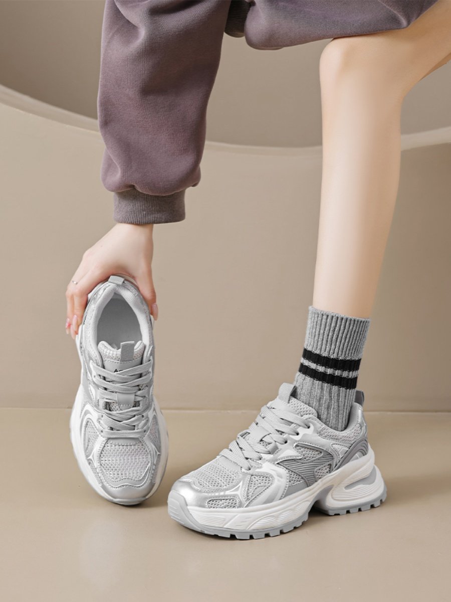 A new 2024 in the summer's old man's shoes, and he's got a lot of gas on the net