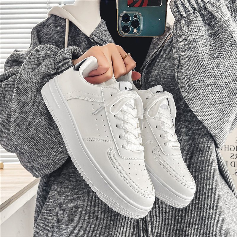 Little white-shoe boy, take the summer out of the air, take the new white-shoe 2024