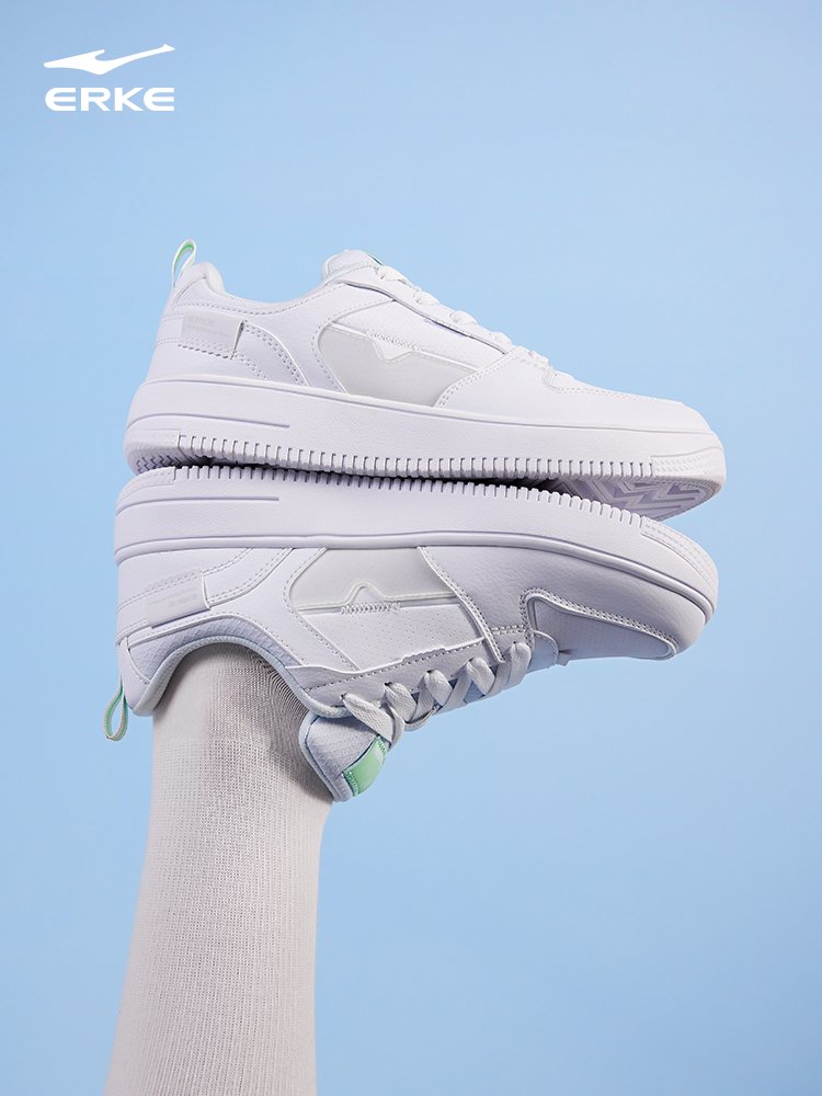 Hung Singlek's Shoes Autumn Classic White Shoes Air Force One is a big white sneaker