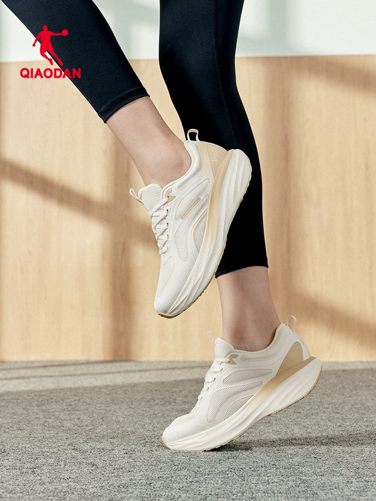 Jordan's Mid-earthic Shoegirl, 2024