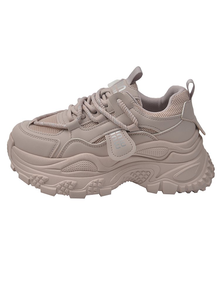 Europe stands on a small scale, old man's shoes up by 2024 new highs of white leisure sneakers
