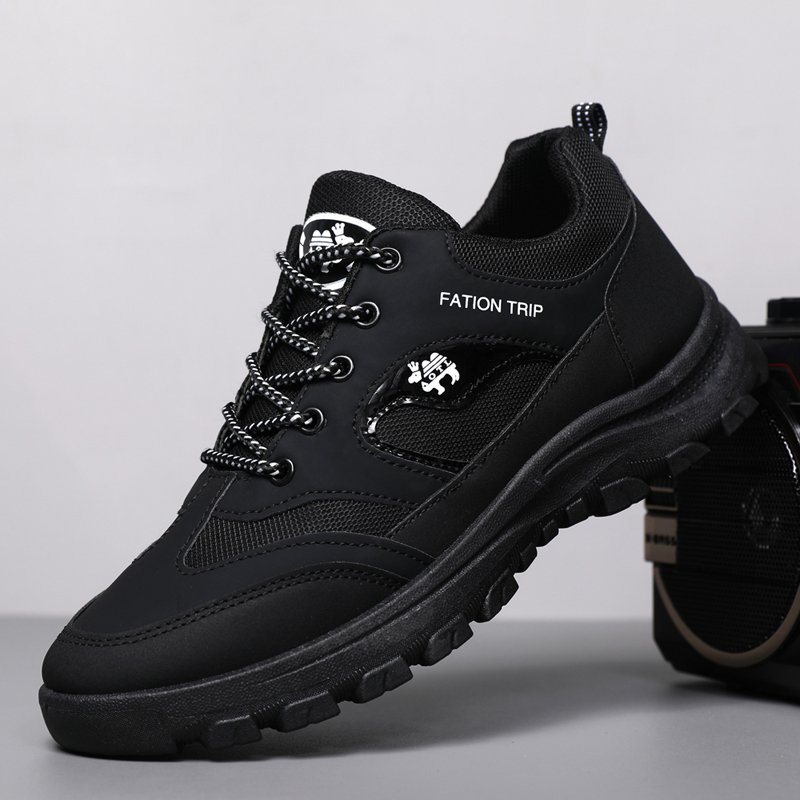 A new 2024 Spring Mountain Shoeman's Recreational Work and Comfortable Rider's Walking Out Shoes