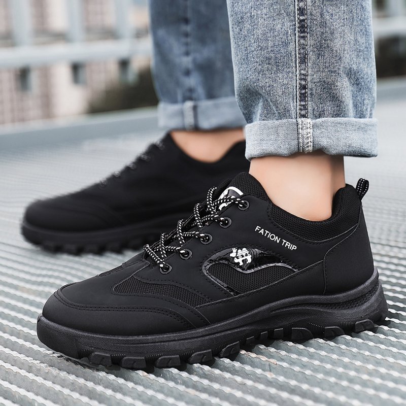 A new 2024 Spring Mountain Shoeman's Recreational Work and Comfortable Rider's Walking Out Shoes