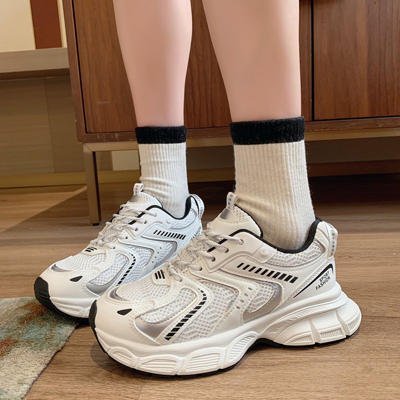 Zhao Ruth's same white old man's shoes and girls' 2024 new ones with high-shoe shoes
