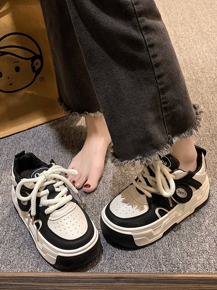 the big old man's shoe girl in the fall of 2024