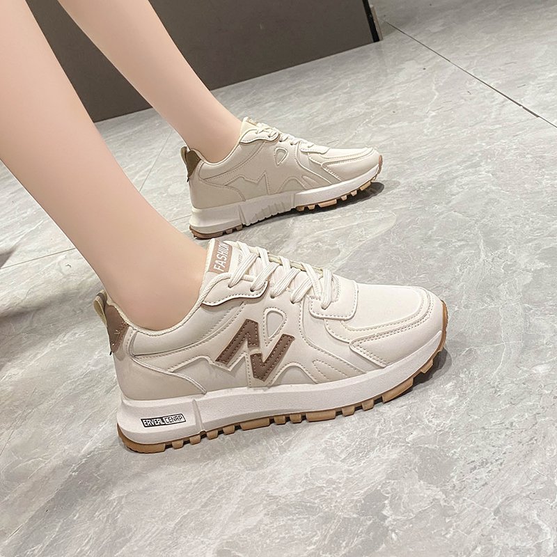 Real-skin sneaker girl, 2024, a new set of 34-yard-soft sneakers