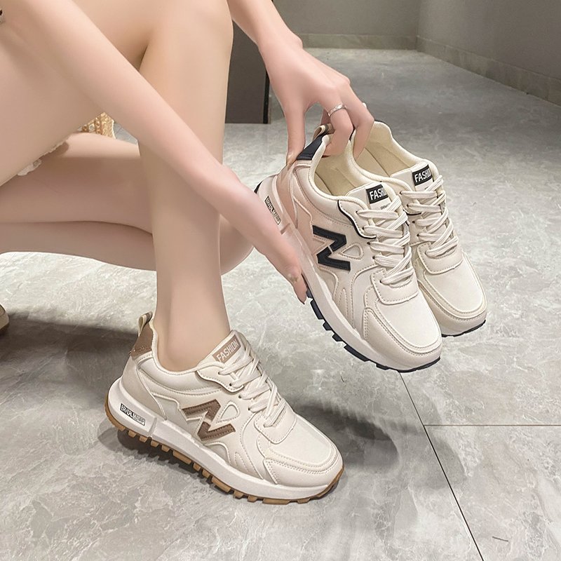Real-skin sneaker girl, 2024, a new set of 34-yard-soft sneakers