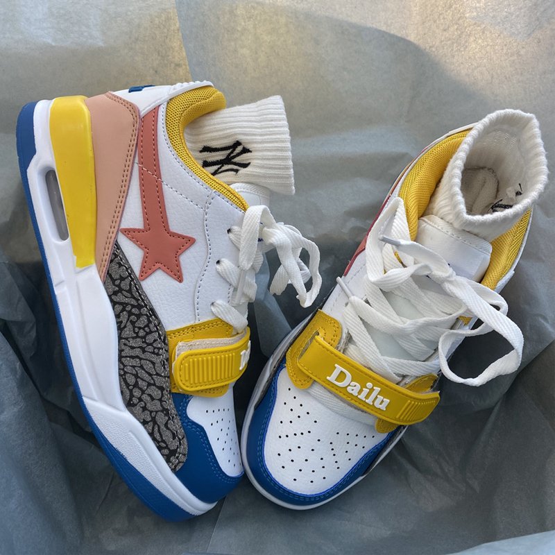 a new 2024 for a man with a shoe pad