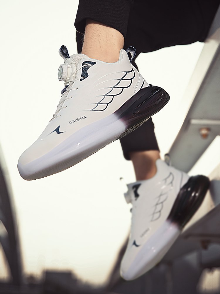 Buy a new 2024 spring and autumn sneakers for a young dad