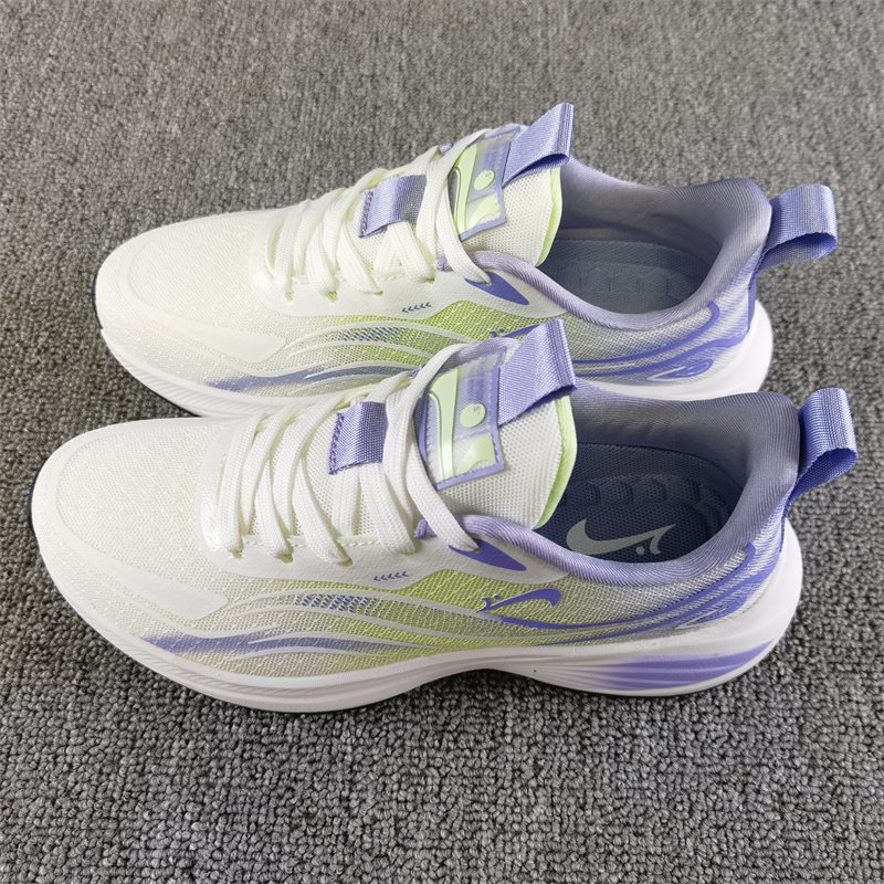 The precious bird's fresh, 2024 spring shoes lighten up to the skating-proof sports and running shoes