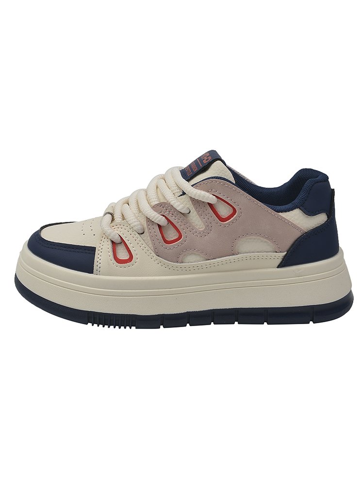 ♪ The Queen's Shoes ♪