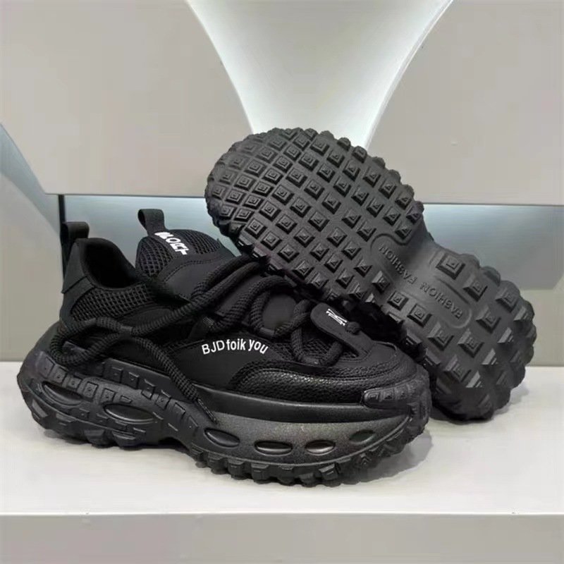 2024 new men's fashion casual sports shoes air cushion increase soft sole sports skateboard shoes lace-up walking shoes