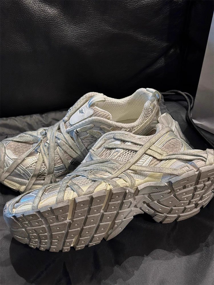 Kabasha is wearing 3xl old man's shoes in Paris for 9 generations