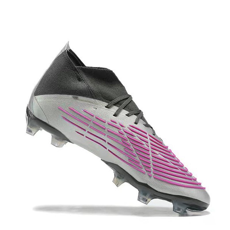 Men's Soccer Cleats Football shoes Professional Soccer Sneakers Shock absorbing football sneakers
