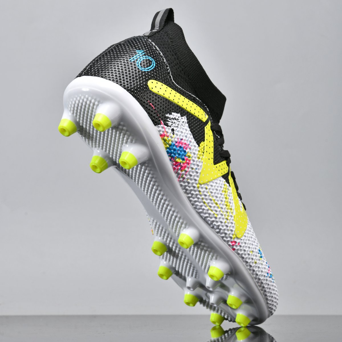 High quality factory customized hot selling long nail broken nail anti slip football shoes customized football shoes popular