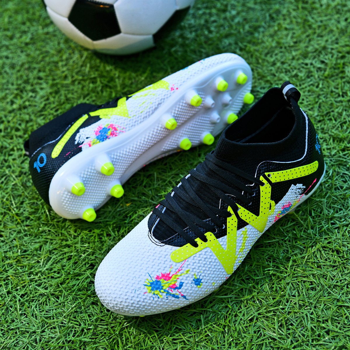 High quality factory customized hot selling long nail broken nail anti slip football shoes customized football shoes popular
