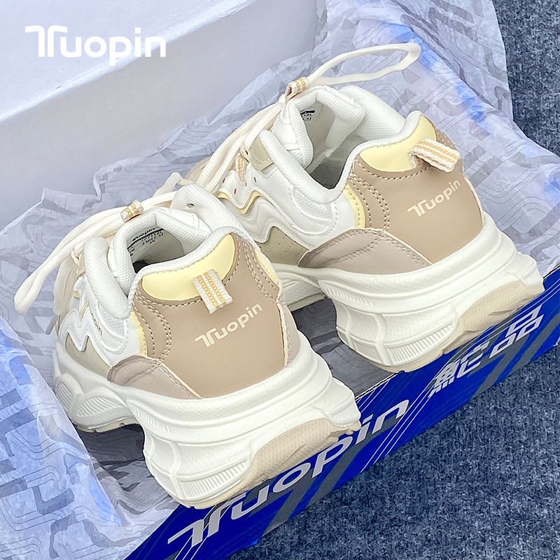 A new 2024 in the fall, a new pair of thick-bottomed and leisure shoes to raise a small sport shoe