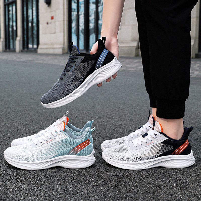 The official man's shoes, the new summer-fresh students' sneakers, the restless shoes, the stunner