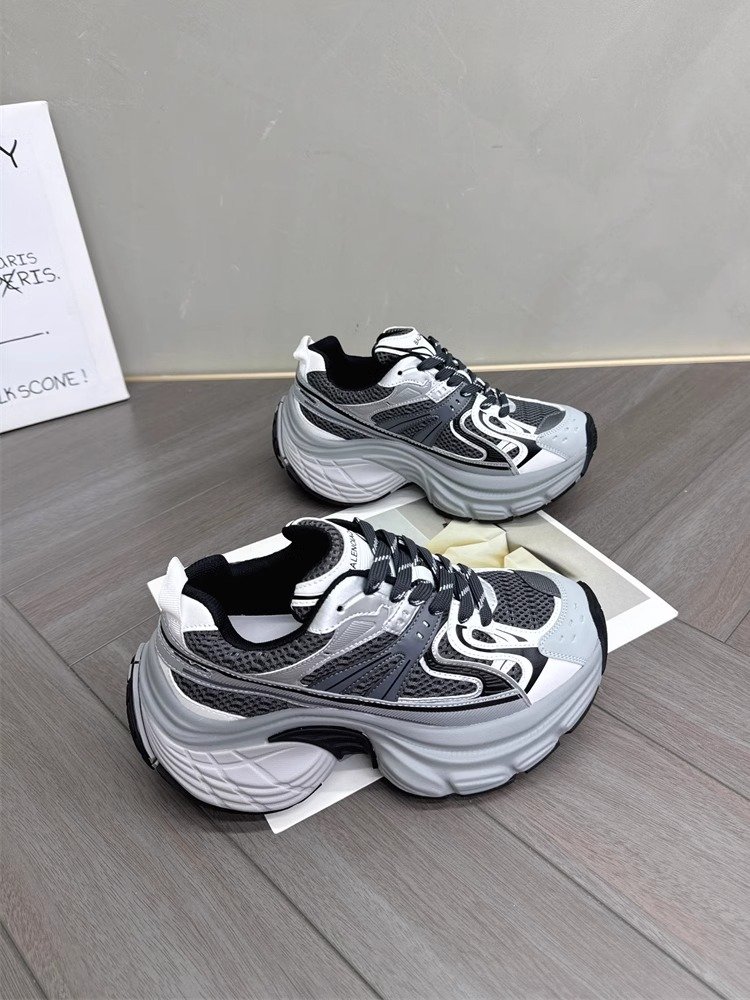 Old man's shoes in Paris, 2024