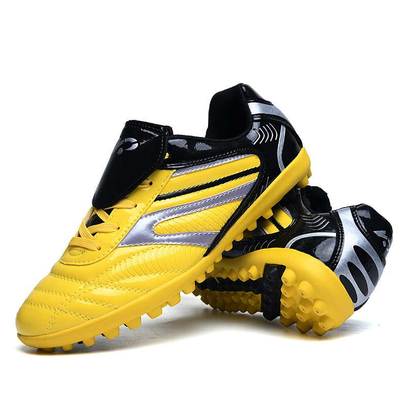 New Hot Men and Women Broken Nail Long Nail Studs Primary and Secondary School Adult Teenagers Training Soccer Shoes