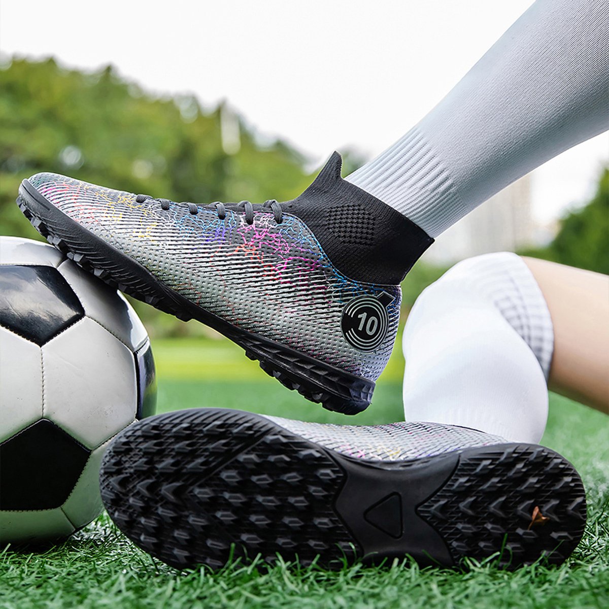 High quality factory customized hot selling long nail broken nail anti slip football shoes customized football shoes popular