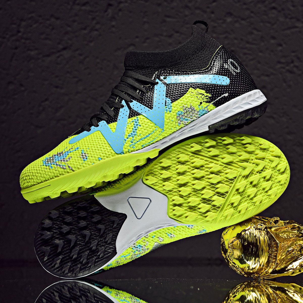 High quality factory customized hot selling long nail broken nail anti slip football shoes customized football shoes popular