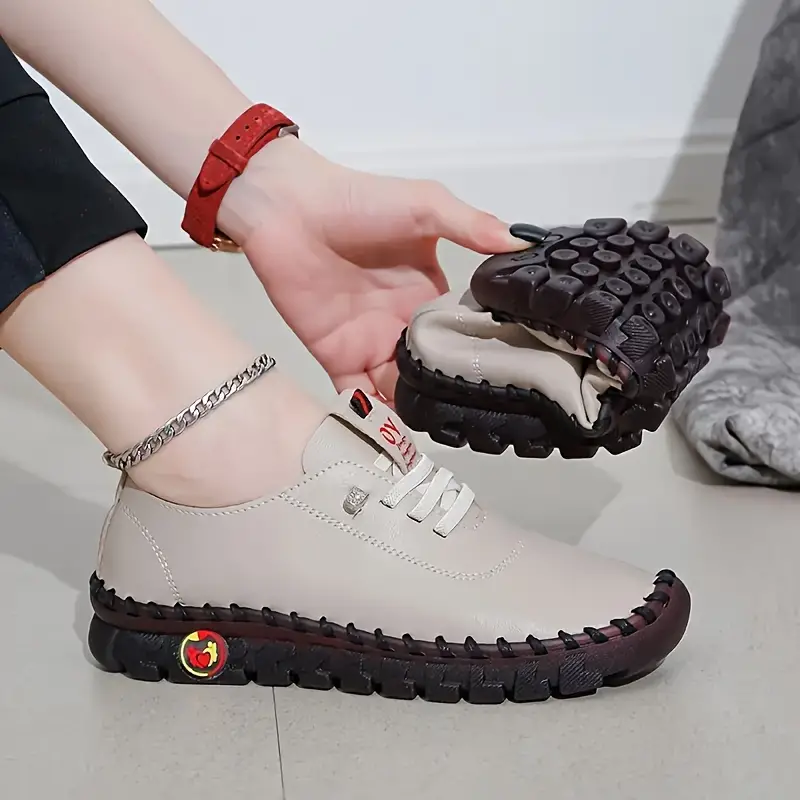 Skin-shoe girl, 2024 Spring and Fall new soft-soft soft-soft, soft, soft, smooth, smooth, smooth mom shoes