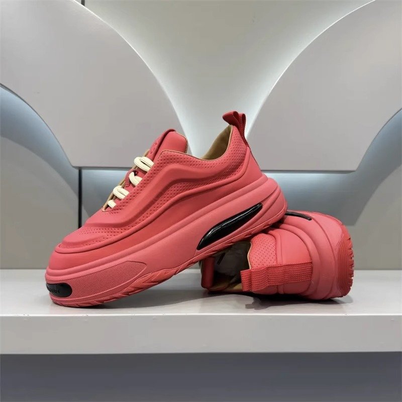 LEE NENING HYLIN HOLDER SHOES, 2024, NEW GUYS HYDRATING DAD'S SHOES, CHEERING RED CHEERS