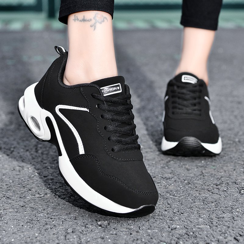 A new sneakers and air cushions for the backshoes