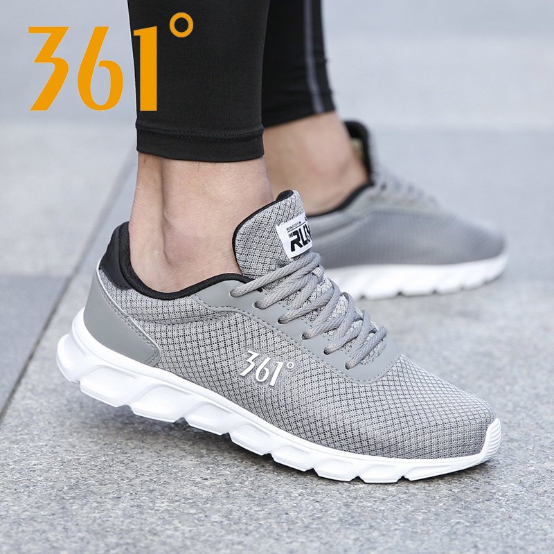 361 sports shoes, 361 degrees in summer, and a black man running shoes, with a mesh