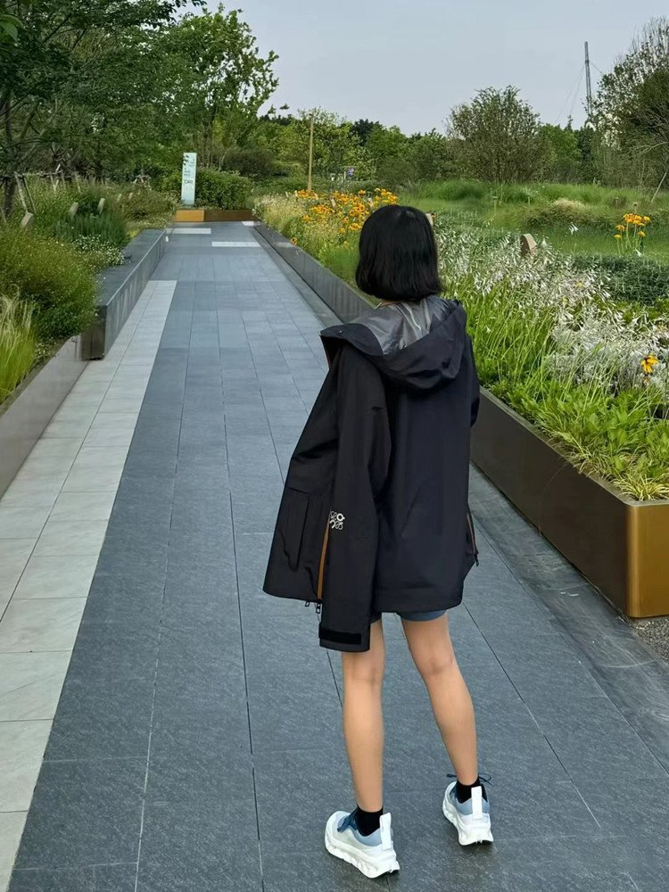 Yang's father's shoe girl Onung's co-financed sneakers