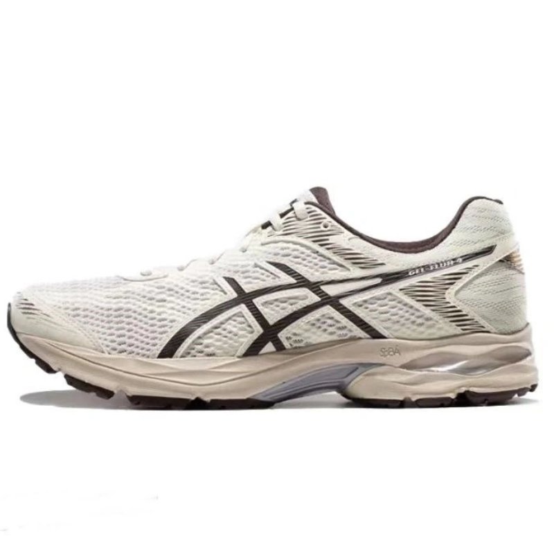 A DISCOUNT FOR A MAN'S SNEAKER FLUX, A FOUR-WOMAN SNEAKER'S AIR-RETARDING NET