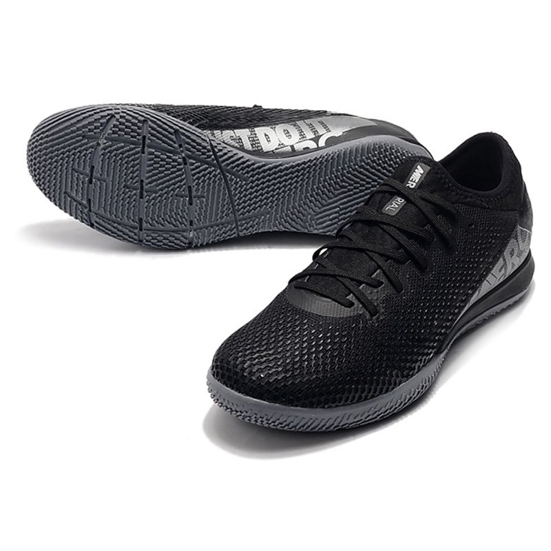 Latest football shoes Outdoor Professional Training Athletic Soccer Shoes Factory Wholesale men playing shoes for football