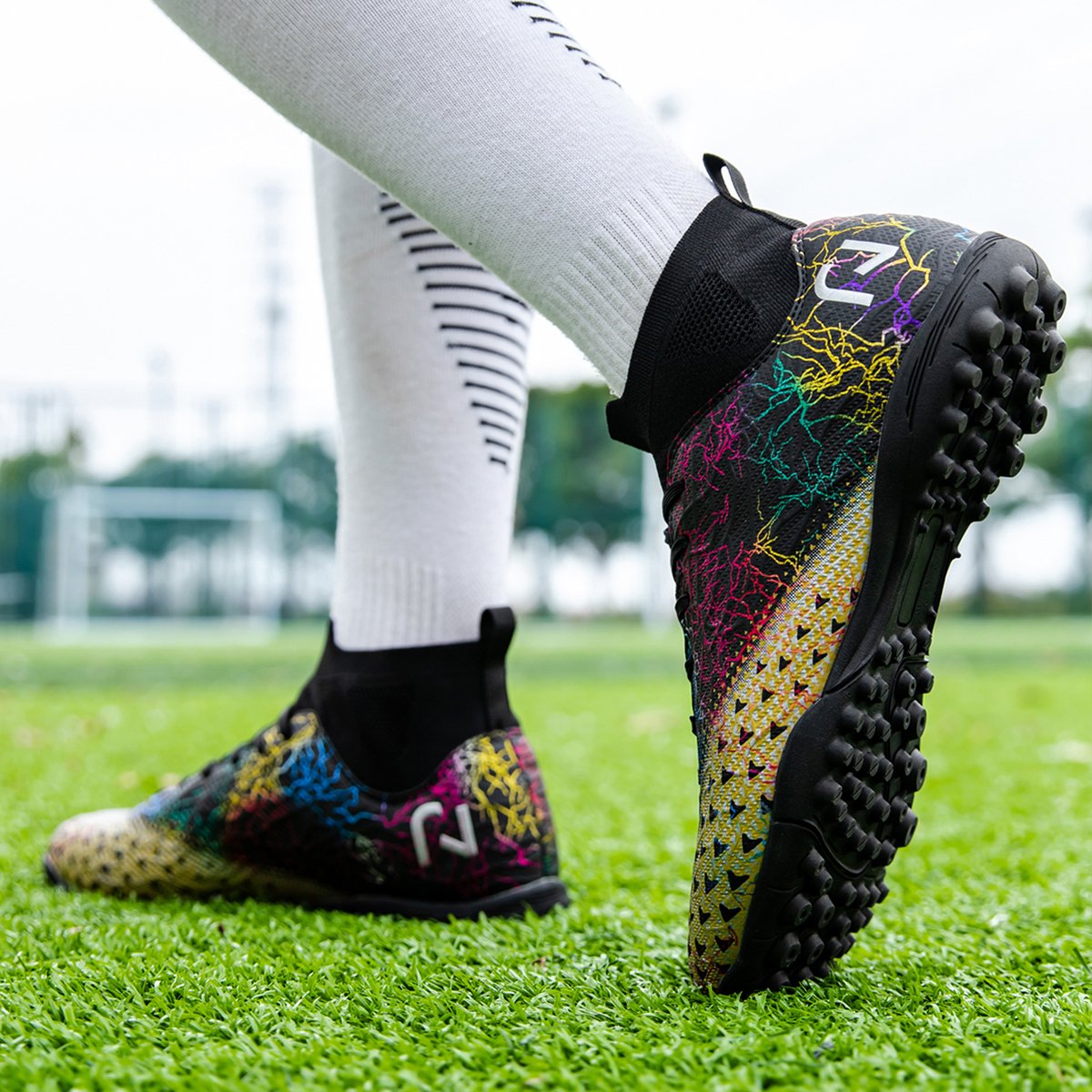 High quality factory customized hot selling long nail broken nail anti slip football shoes customized football shoes popular