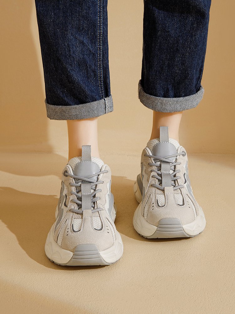 The new 2024 in the spring for old Rodmond's shoes and girls, with a thick bottom increase in retrospect and a small foot in the back