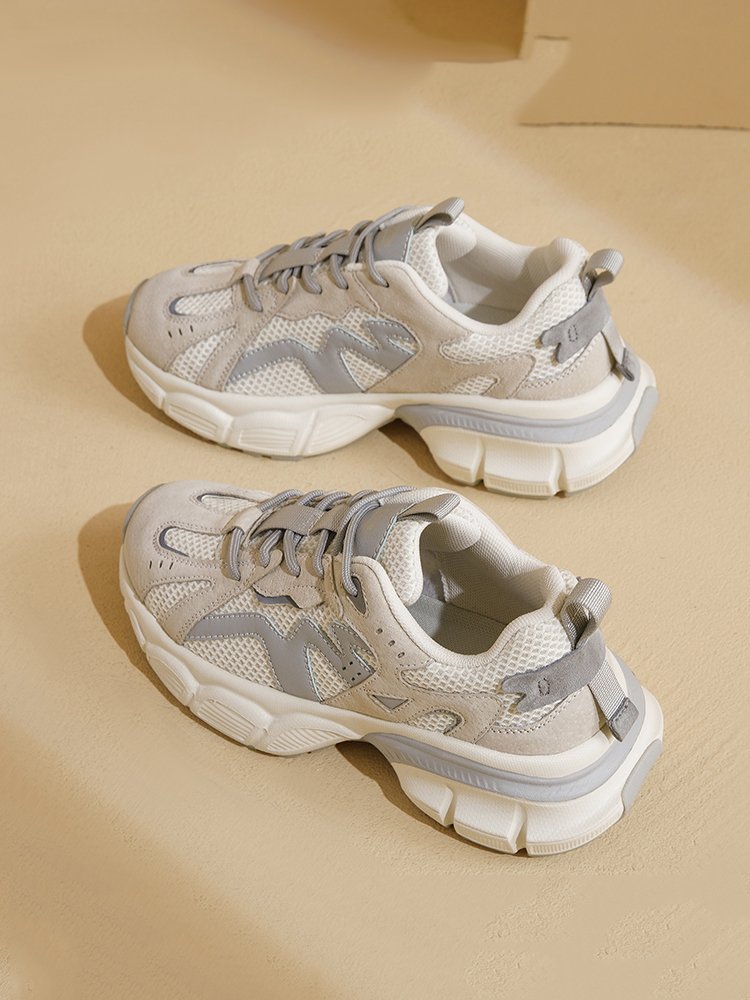 The new 2024 in the spring for old Rodmond's shoes and girls, with a thick bottom increase in retrospect and a small foot in the back