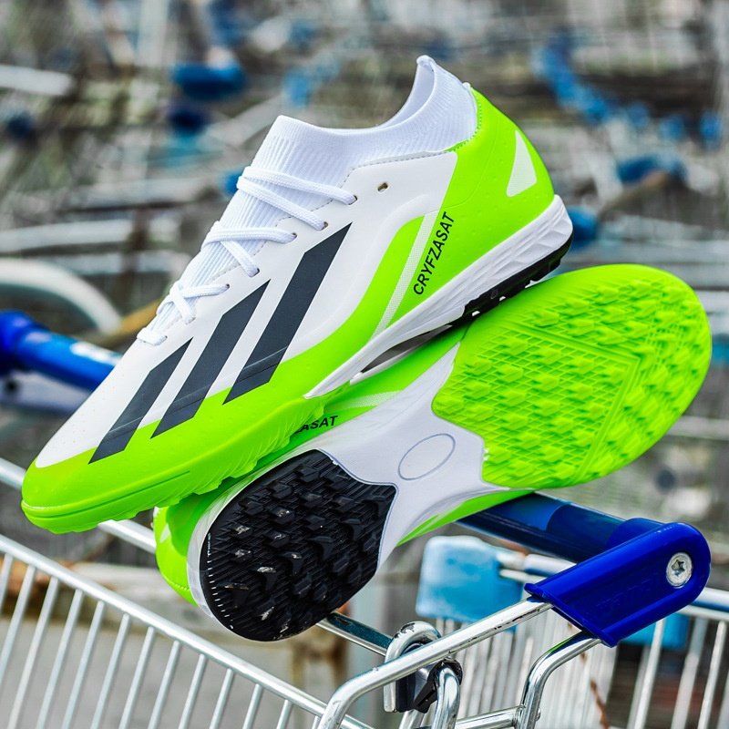 Men Soccer Shoes Good Quality Low Price Shoes Sack, Hot Sell Bales
