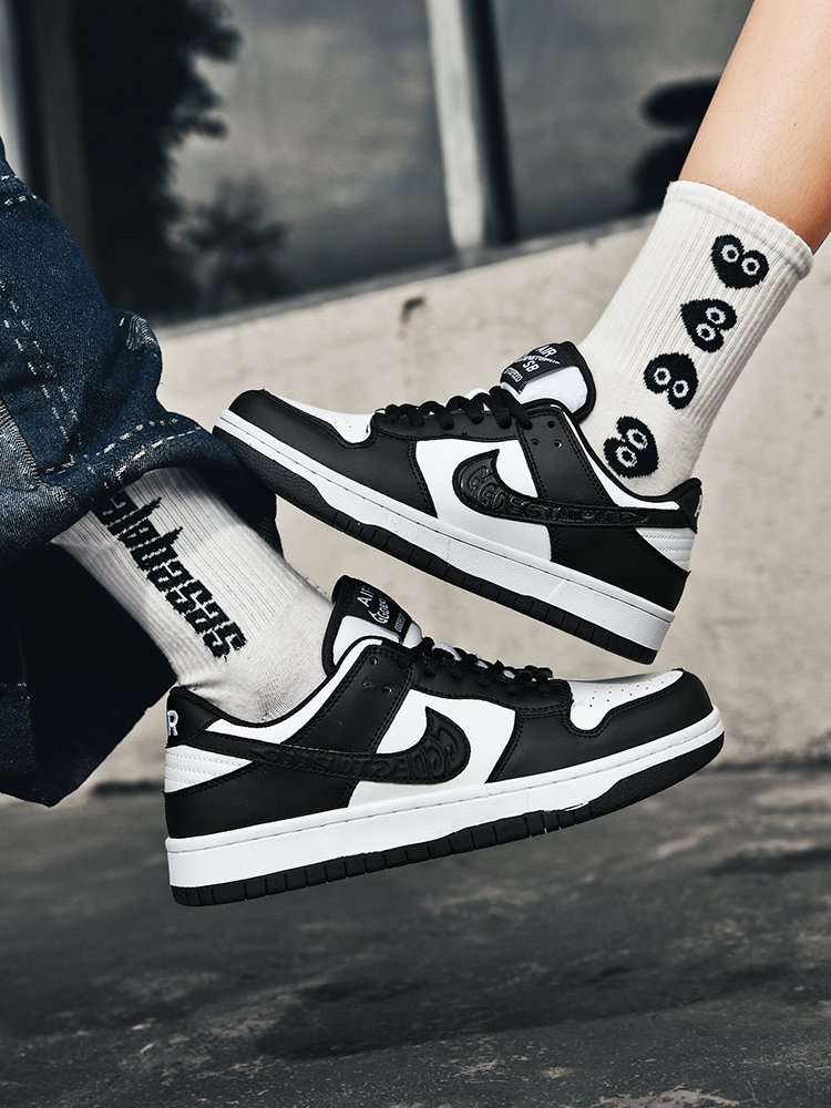 The real AJ man's shoes dunk black and white panda's shoes aj1 low pair of girls' shoes by sport shoes